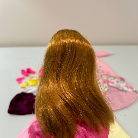 Camp Midge Barbie and Clothing - Picture 4 of 8